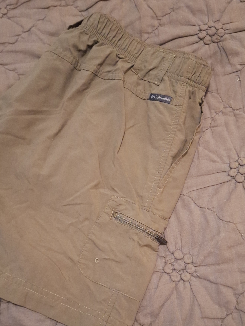 Elastic Belted Band/ Unisex Sage Green Columbia Shorts